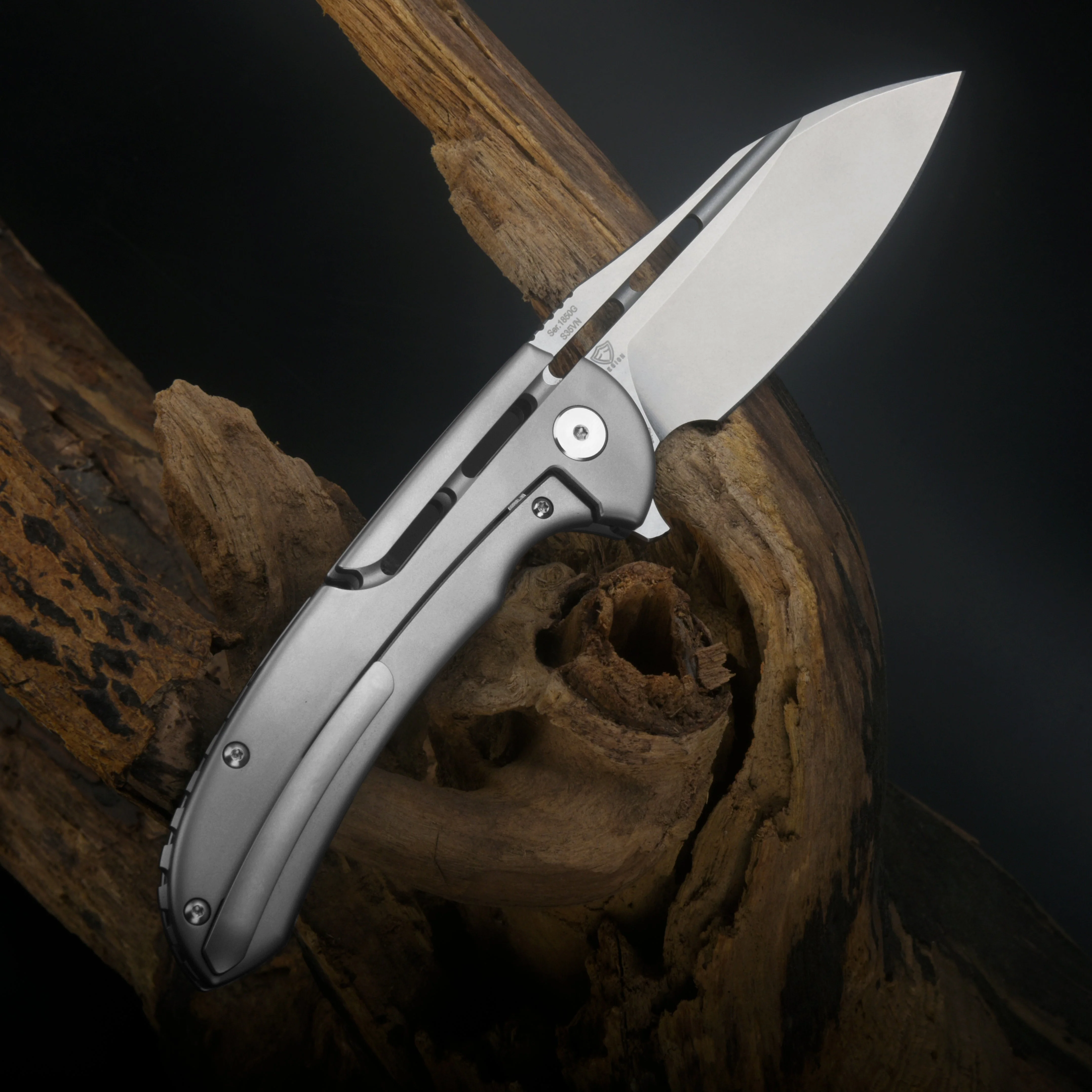 Artisan Cutlery Valor ATZ-1850G S35VN Blade Titanium Handle Folding Knives - Image 8