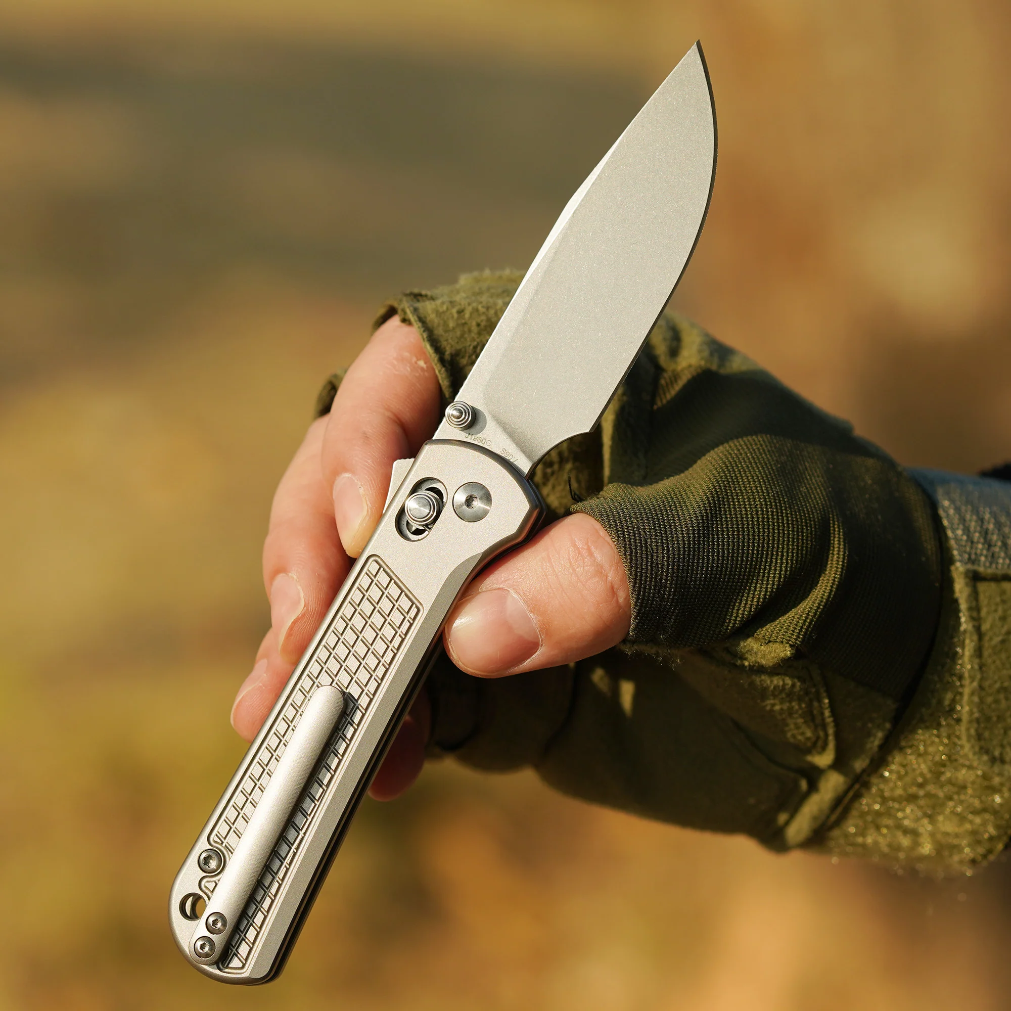 CJRB Bolt J1960G S90V Steel Blade Titanium Handle Folding Knives - Image 4